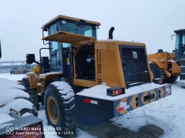 погрузчик LW300FN (6)